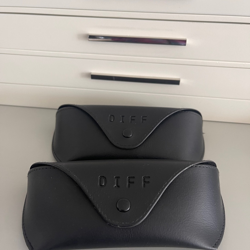 Diff Sunglasses - image 7